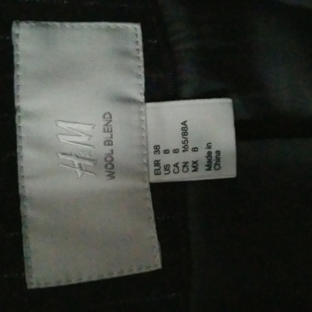 H&M suit jacket - Picture 2 of 3